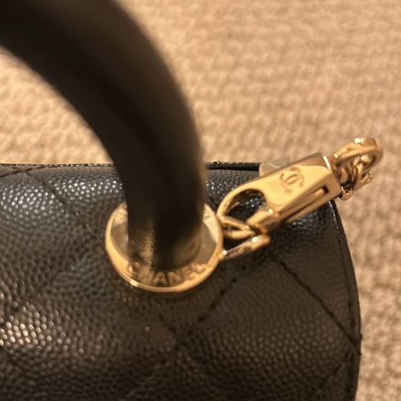 Chanel Black Quilted Caviar Extra Mini Coco Handle TPM Gold Hardware, 2021 - Picture 5 of 15